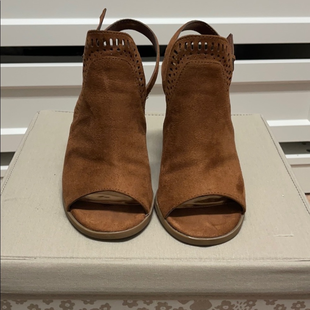 Carlos Santana Peep Toe Booties